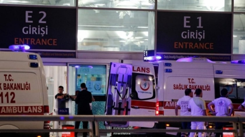 Explosions Hit Turkey’s Largest Airport-reuters