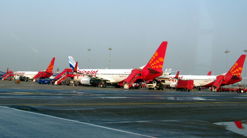 Boeing, SpiceJet Announce Deal for up to 205 Airplanes - Aviation News
