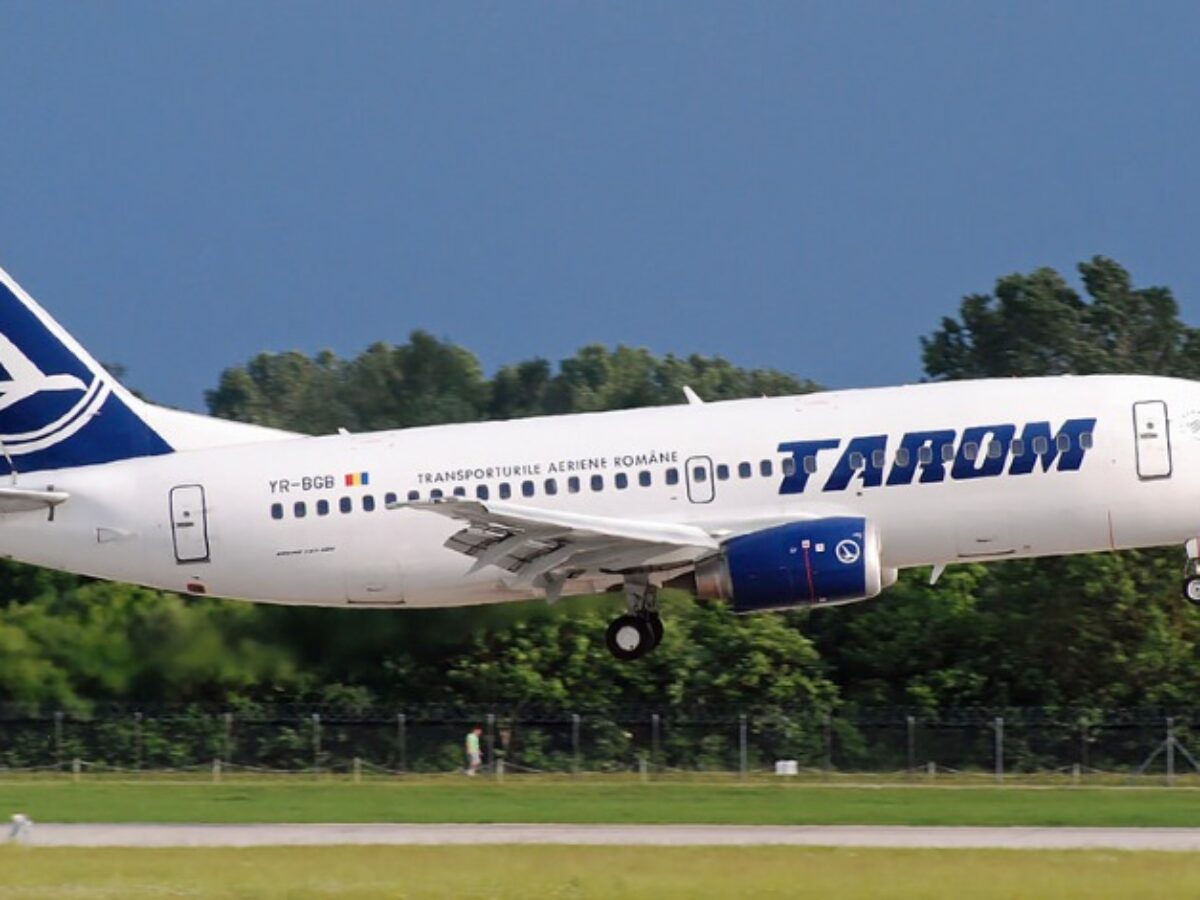 Tarom Boeing 737 Returns To Bucharest Due To Technical Problem