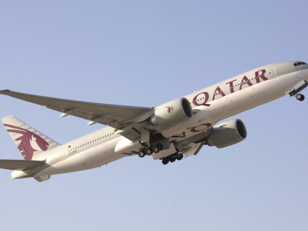 Qatar airways 777 economy
