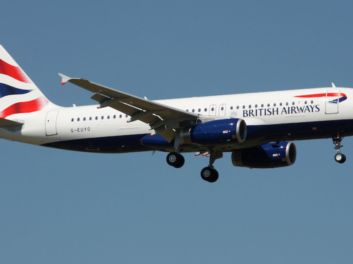 British Airways Airbus A320 Reported Burning Odour In Cockpit