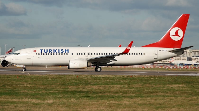 Turkish Airlines Boeing 737 Experiences Runway Excursion