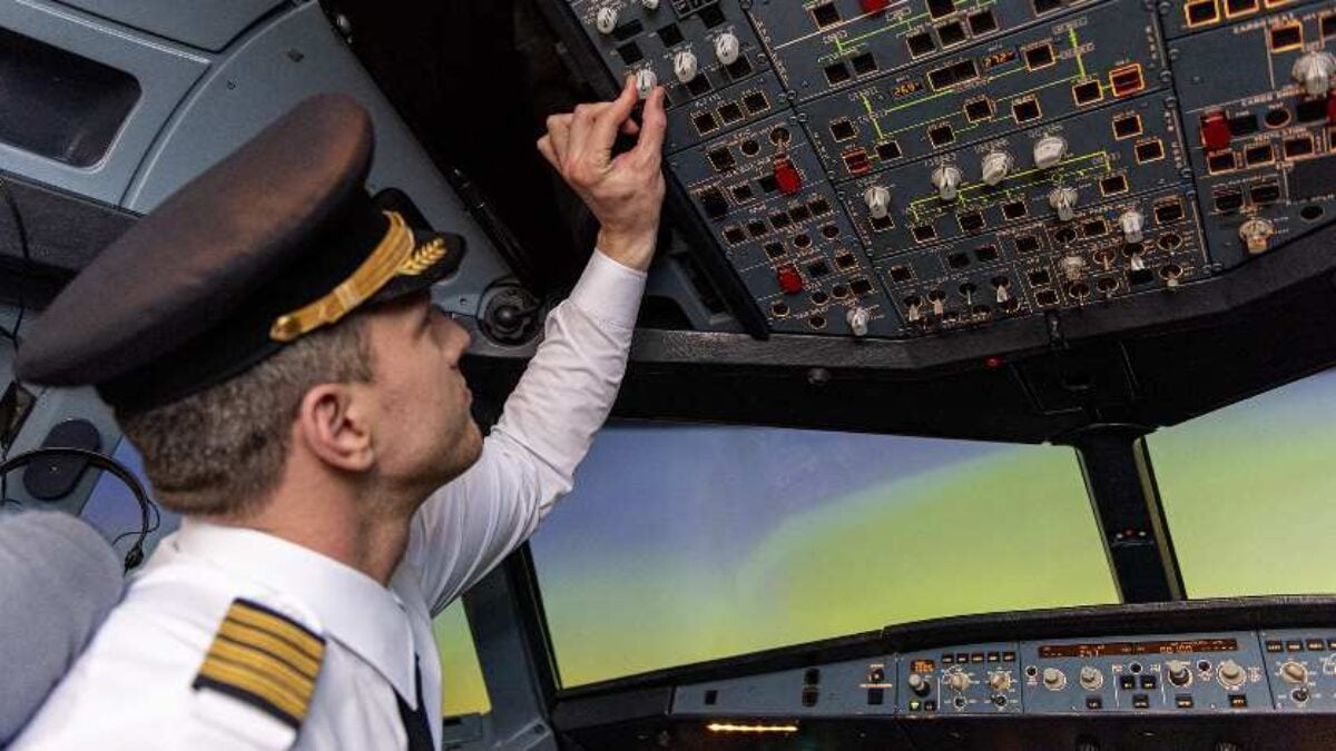 Pilot Training: Outdated Task-Based Method Not Enough for Aviation Today?