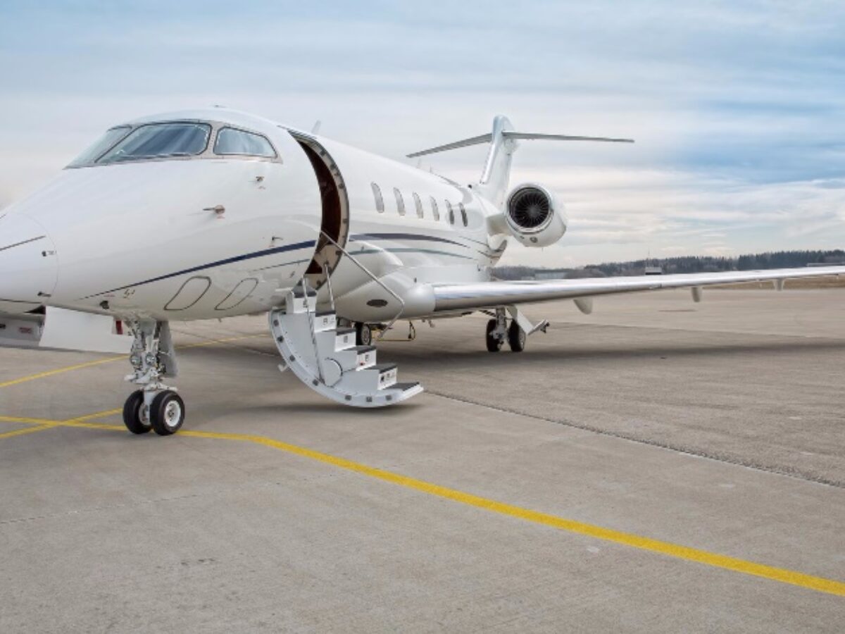 8 Reasons to Charter a Private Jet on Your Next Trip