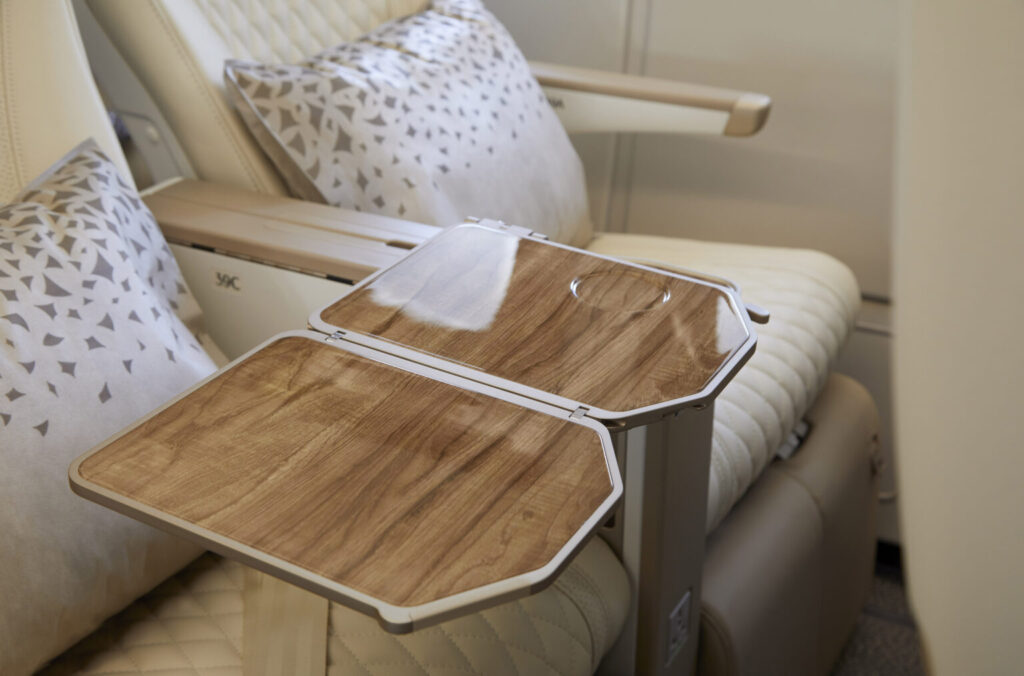 Emirates_Airlines_Premium_Economy_a_wood_effect_table